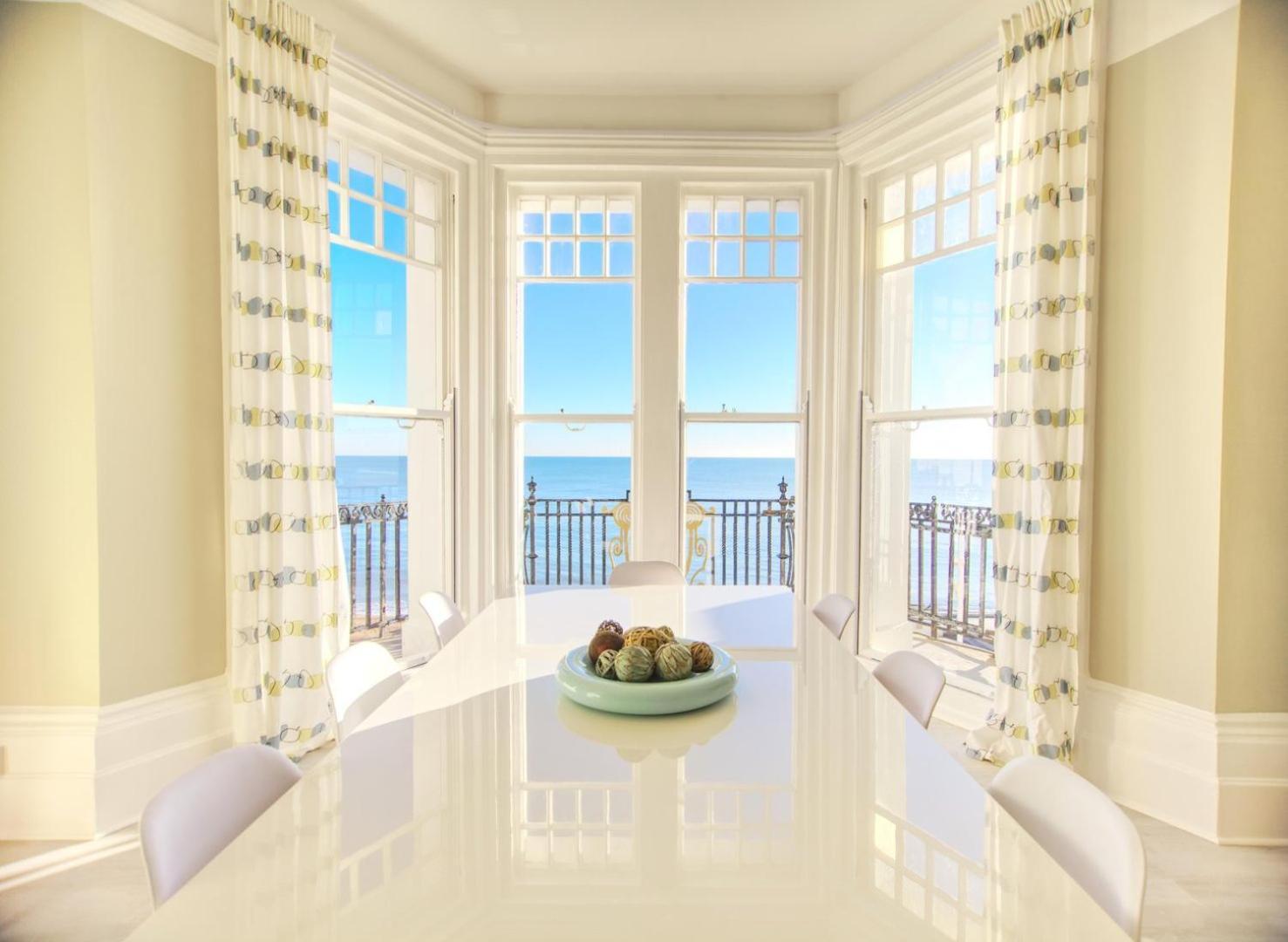 הייסטינגס The Palace, Ocean Suite מראה חיצוני תמונה