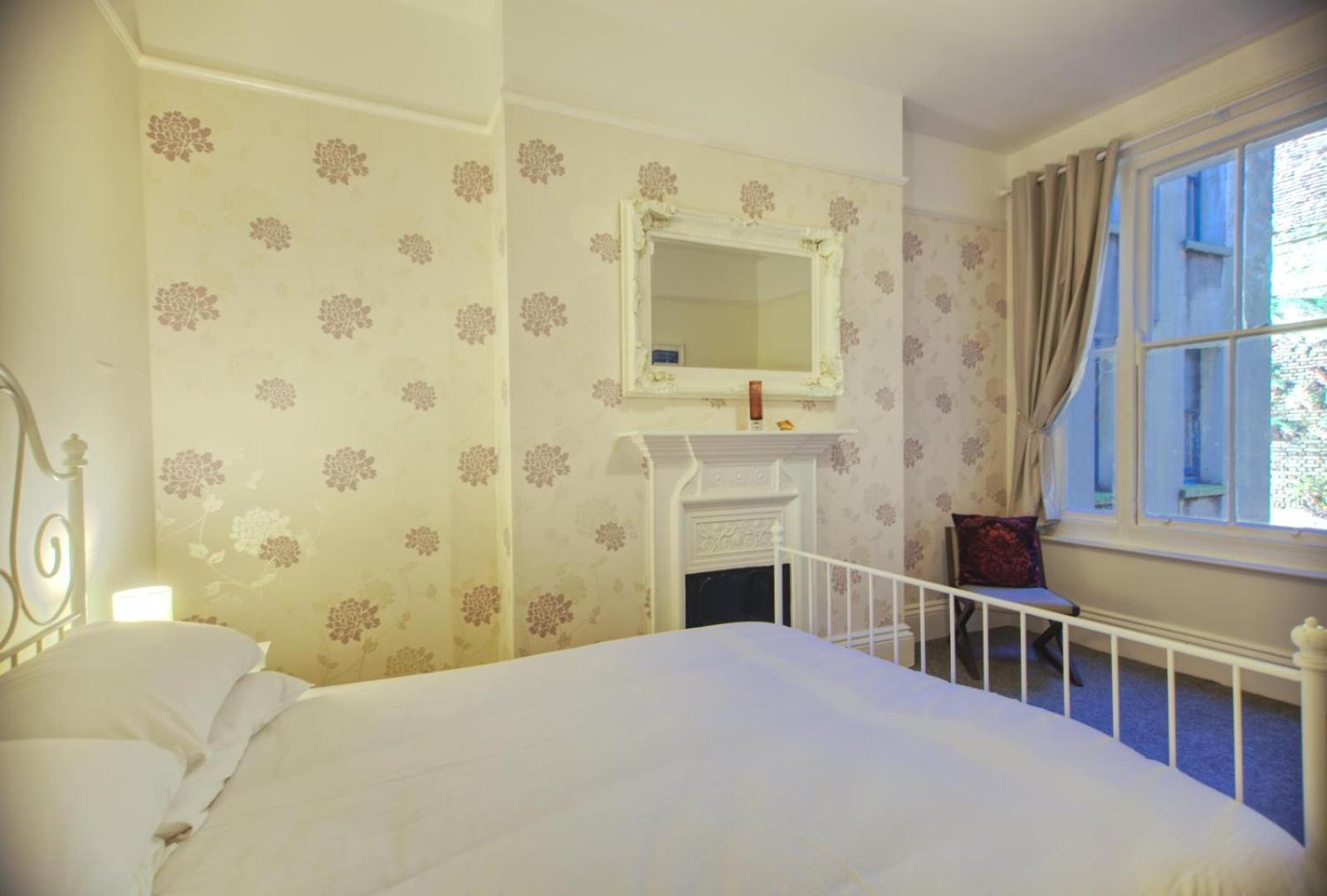 הייסטינגס The Palace, Ocean Suite מראה חיצוני תמונה
