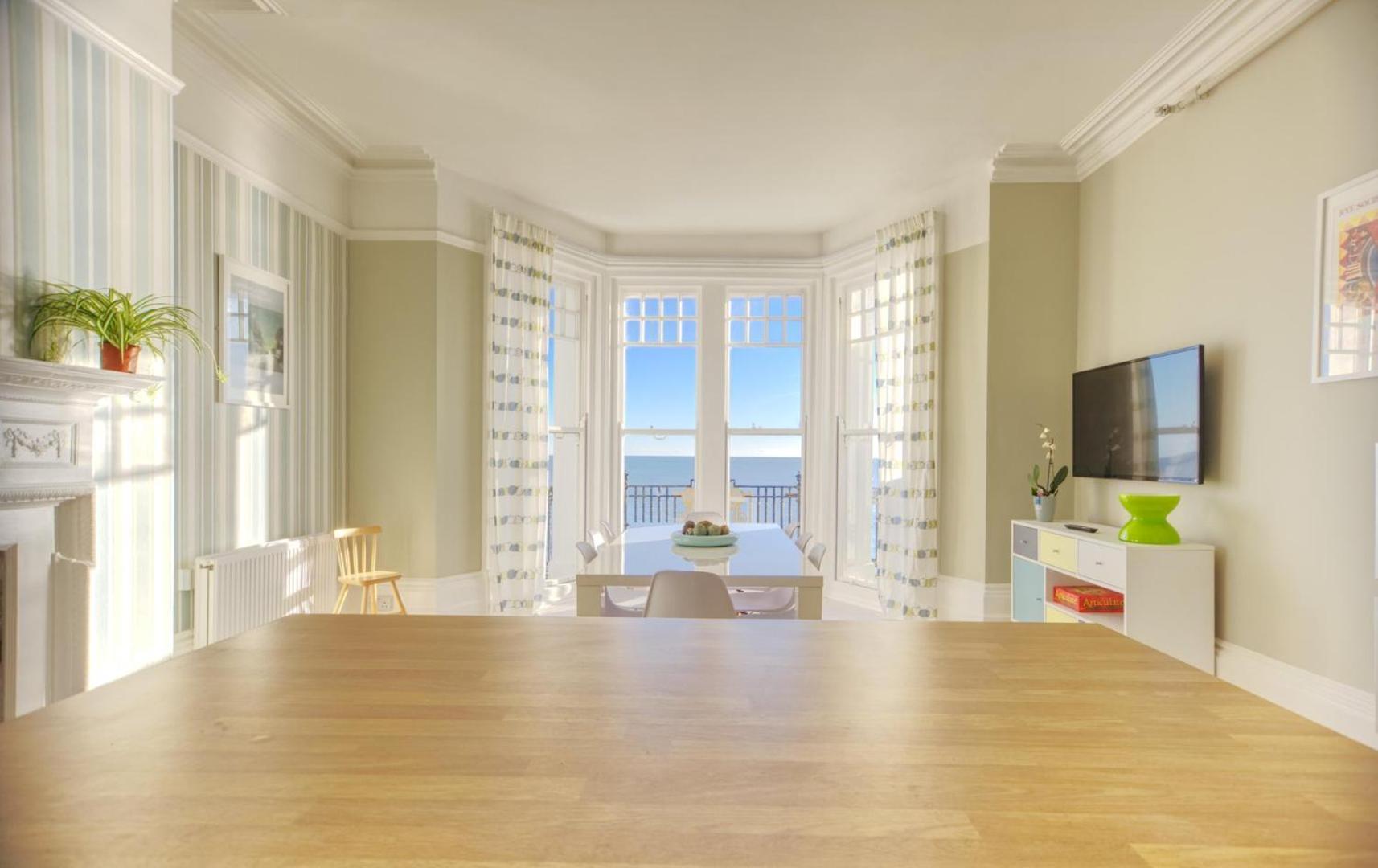 הייסטינגס The Palace, Ocean Suite מראה חיצוני תמונה