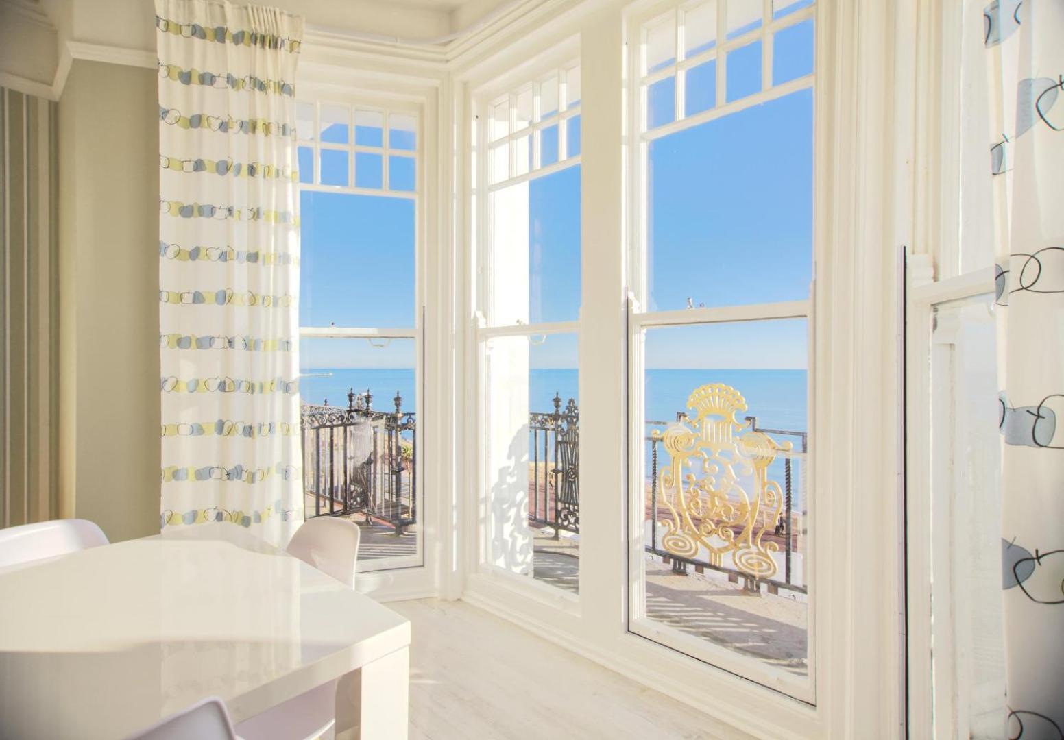 הייסטינגס The Palace, Ocean Suite מראה חיצוני תמונה