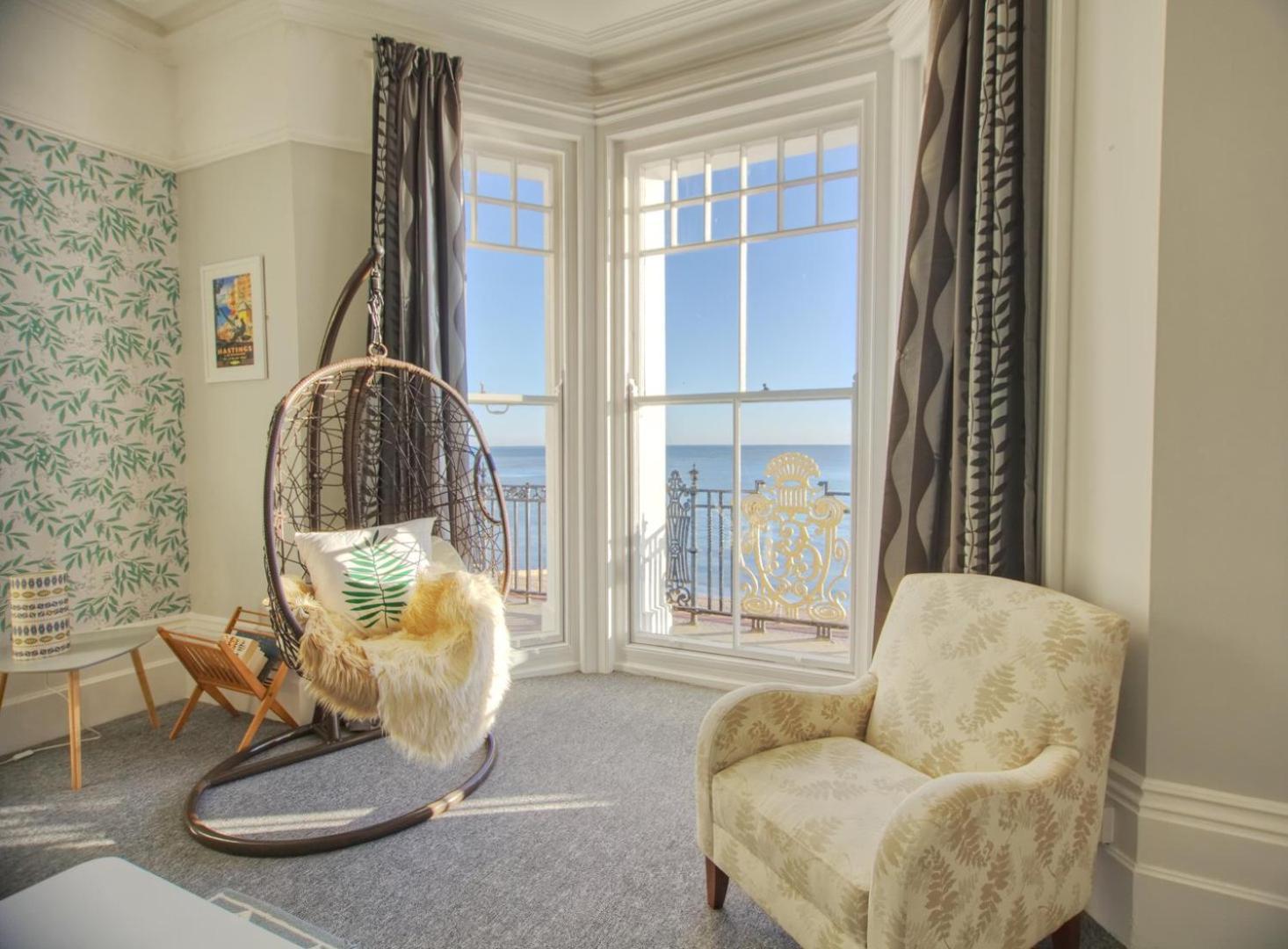 הייסטינגס The Palace, Ocean Suite מראה חיצוני תמונה